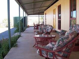 Bond Springs Outback Retreat Hotel Алис Спрингс Екстериор снимка